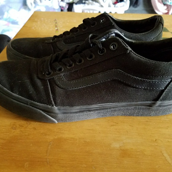 Mens Vans Black on Black - Picture 3 of 3
